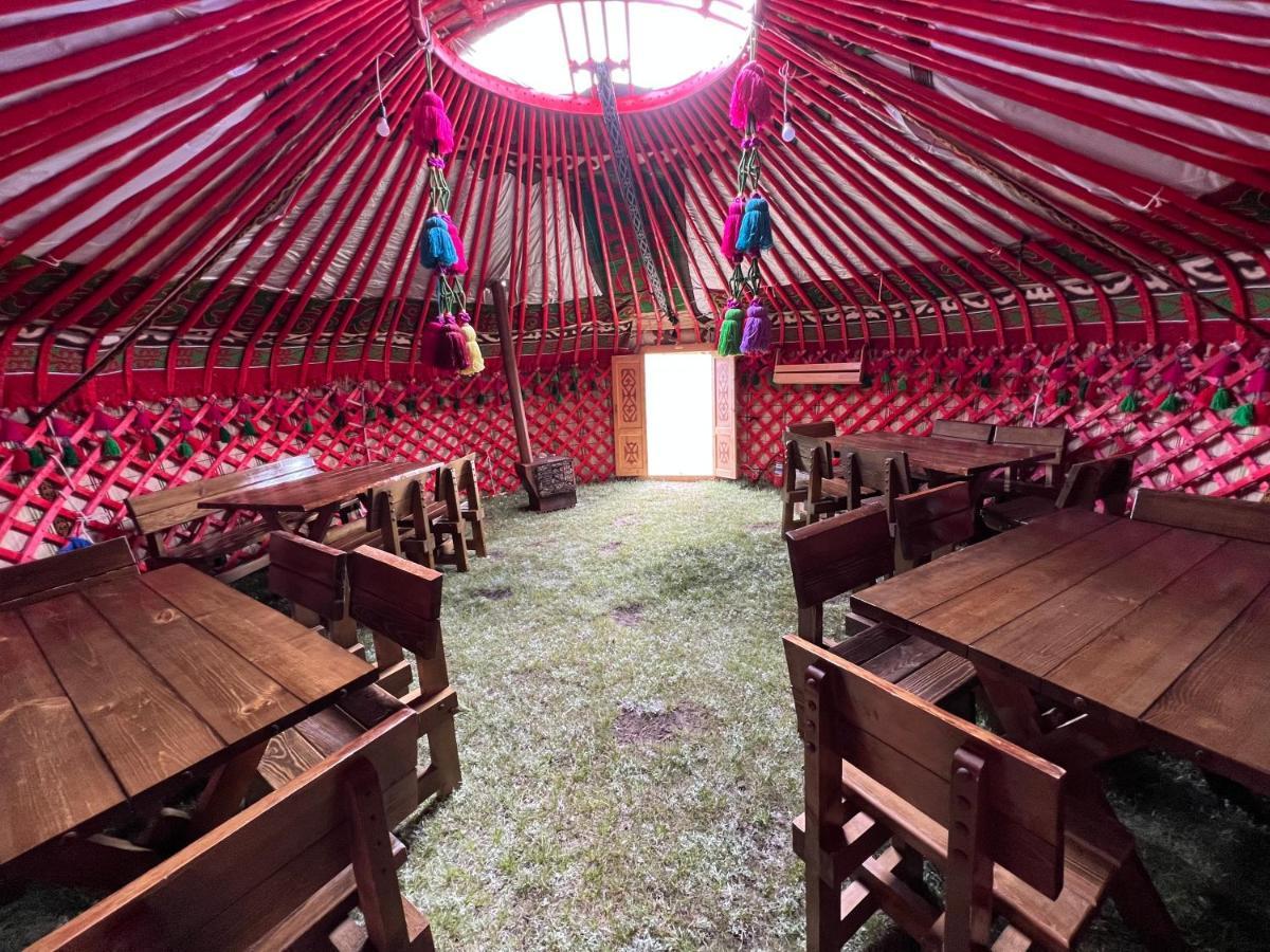 Yurt Camp "Sary-Bulun" At Song-Kul Lake, Naryn Esterno foto