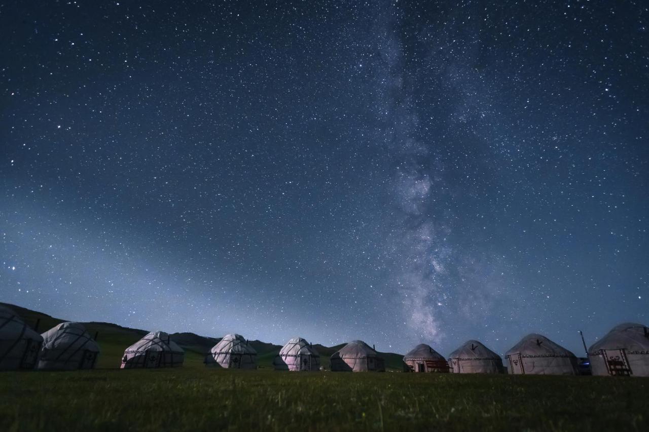 Yurt Camp "Sary-Bulun" At Song-Kul Lake, Naryn Esterno foto