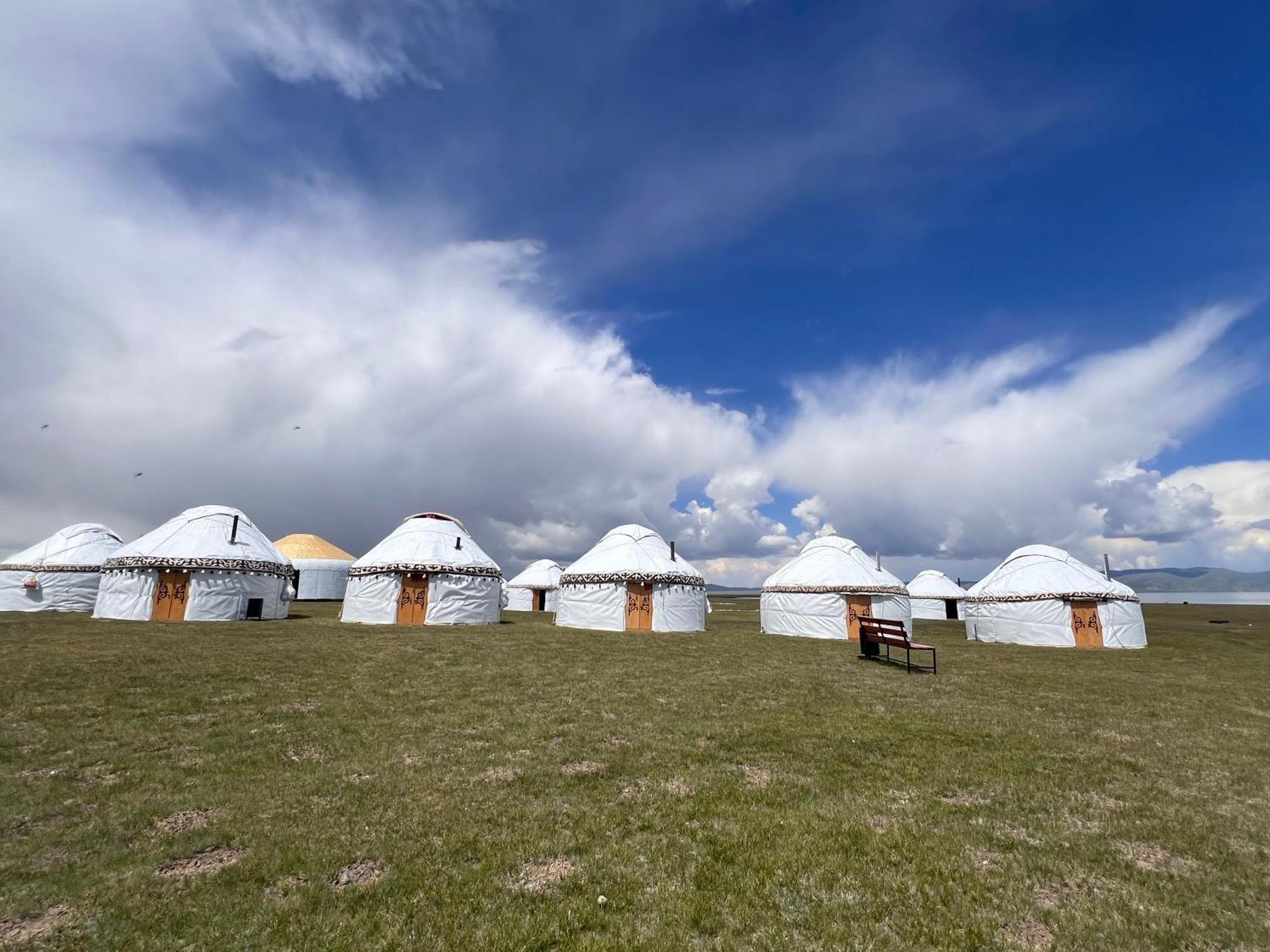 Yurt Camp "Sary-Bulun" At Song-Kul Lake, Naryn Esterno foto