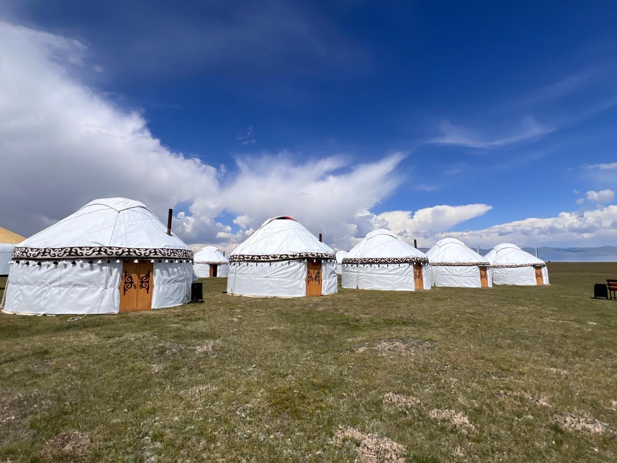 Yurt Camp "Sary-Bulun" At Song-Kul Lake, Naryn Esterno foto